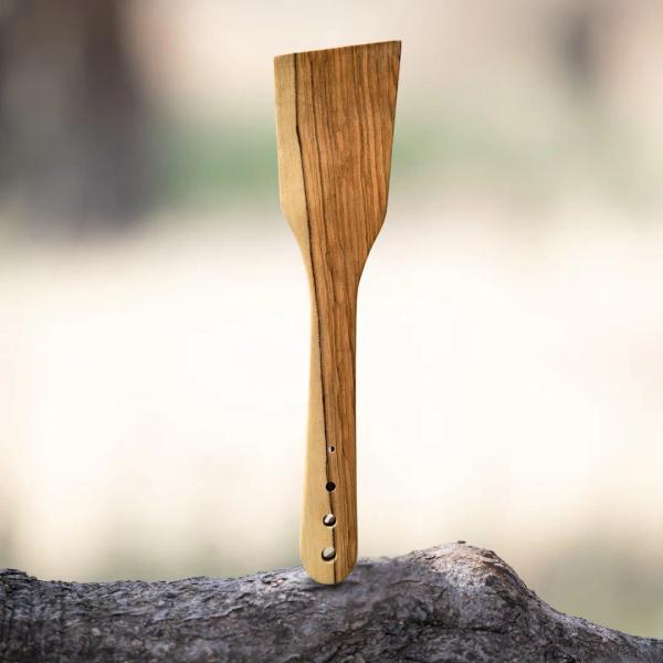 2-In-1 Spatula with a Built-In Herb Stripper